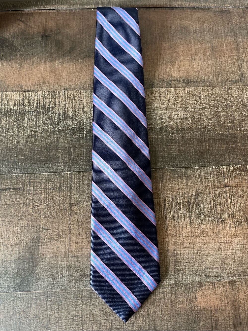 Brooks Brothers Mens Silk Tie Navy Blue Pink Stripe Stain Resistant Excellent